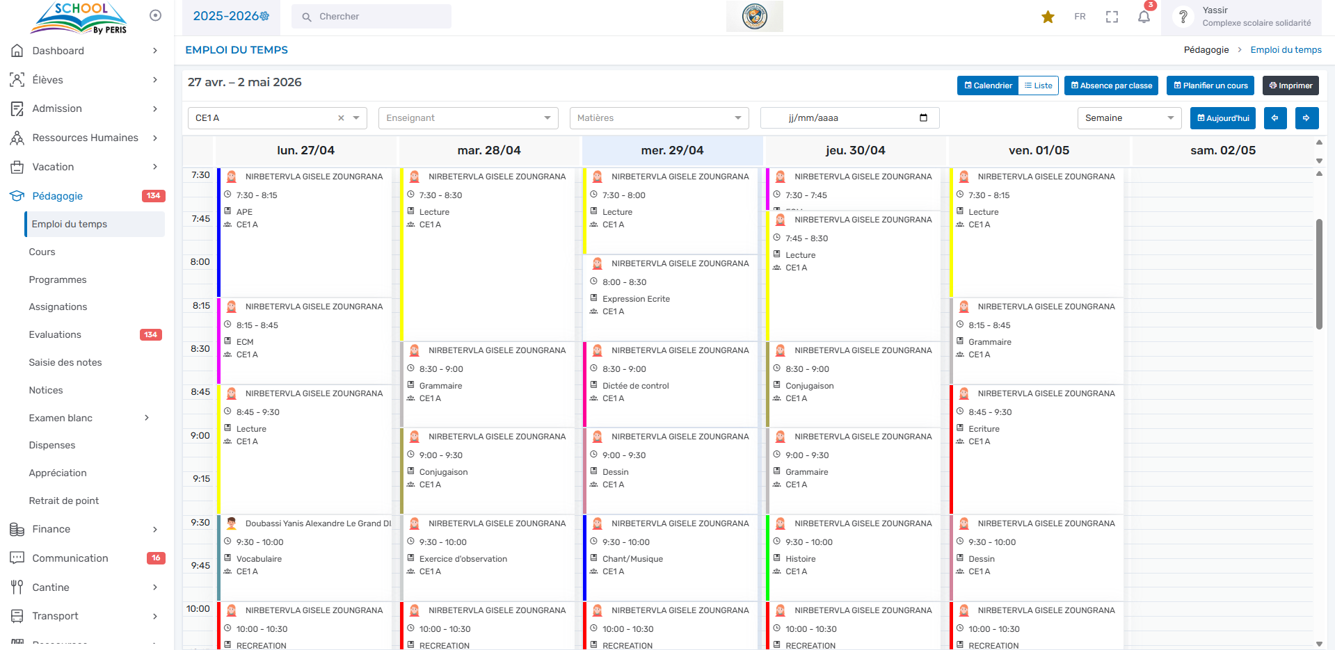 Emploi du temps hebdomadaire par classe — vue calendrier PERIS SCHOOL